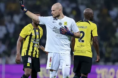 رعب في اتحاد جدة بسبب إصابة رايكوفيتش